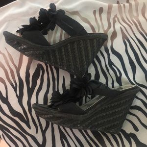 Black House White Market Slides